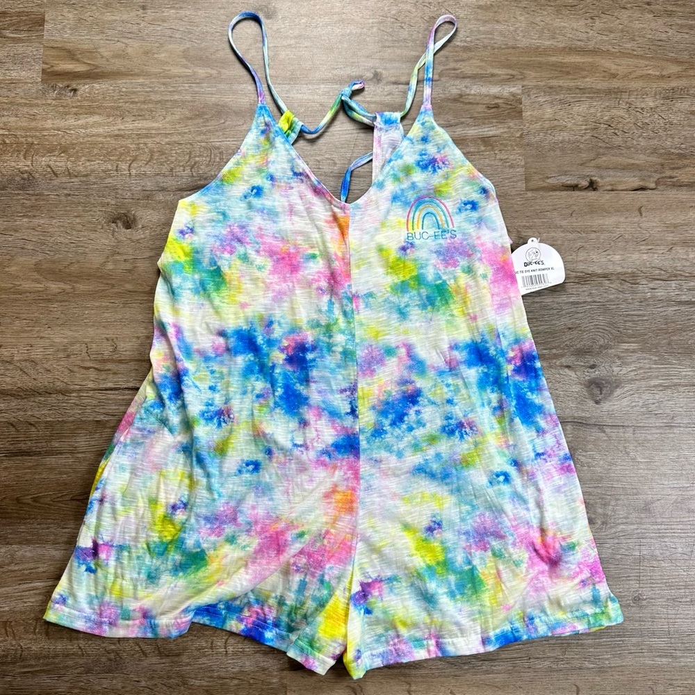Buc-ee's Tie Dye knit sleeveless romper Embroidered Logo W/
Pockets Size XL